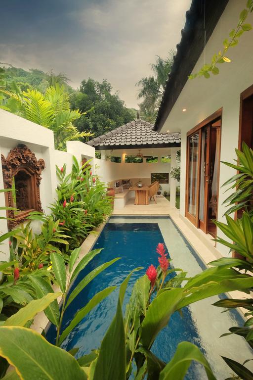 Villa Plumbargo Senggigi Quarto foto